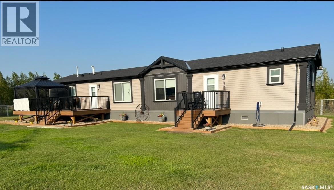 502 508 Railway Avenue E, Maidstone, SK - Outdoor With Deck Patio Veranda