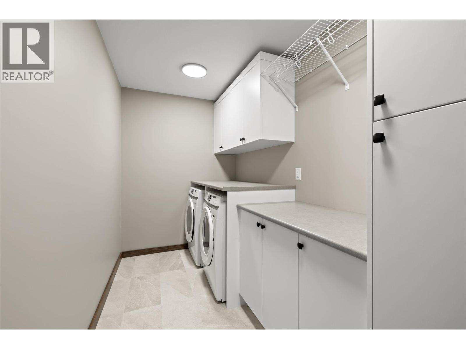 255 Feathertop Way Unit# 88, Big White, BC - Indoor Photo Showing Laundry Room