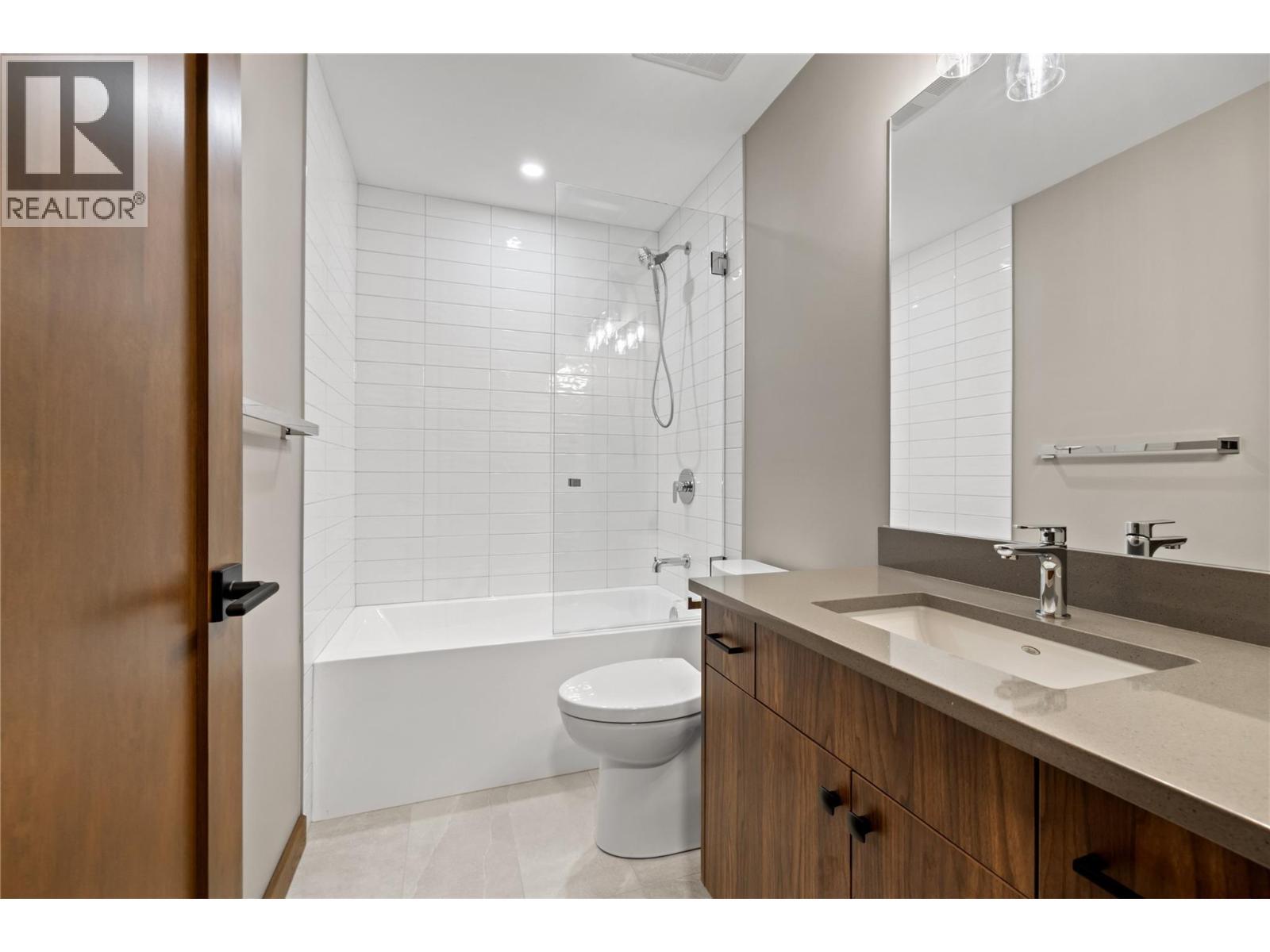 255 Feathertop Way Unit# 88, Big White, BC - Indoor Photo Showing Bathroom