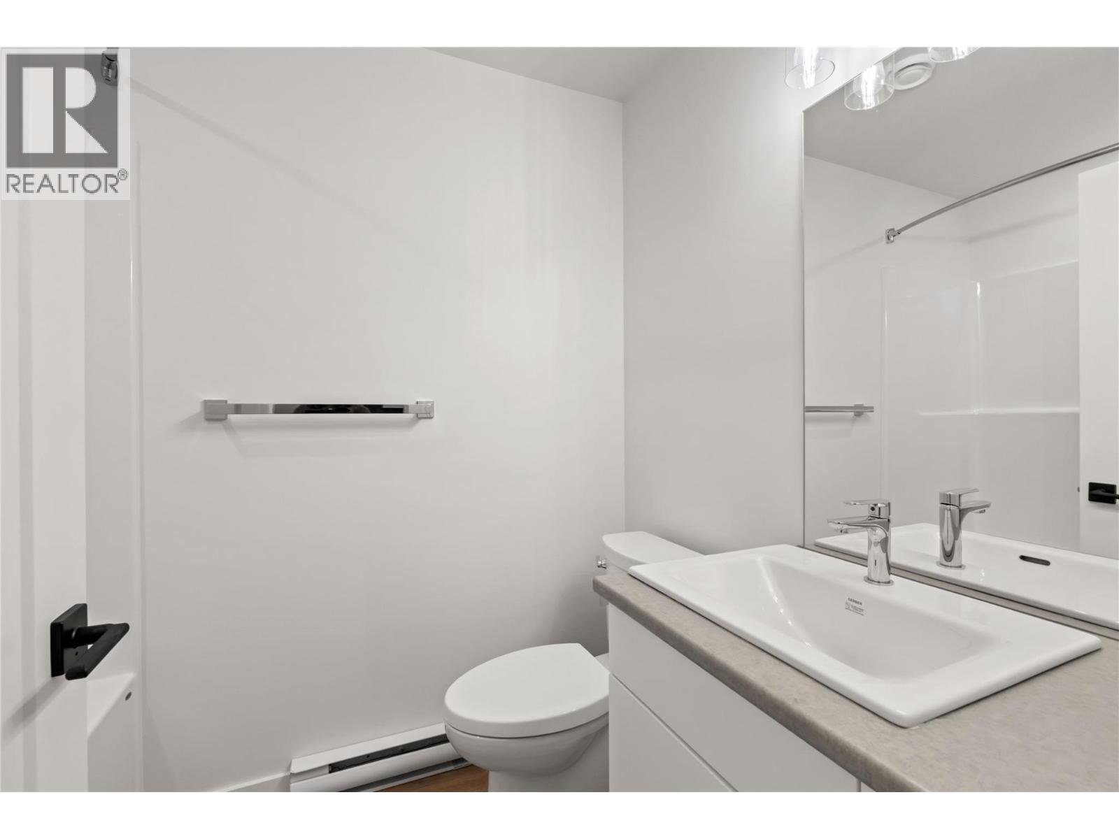 Suite - 255 Feathertop Way Unit# 88, Big White, BC - Indoor Photo Showing Bathroom