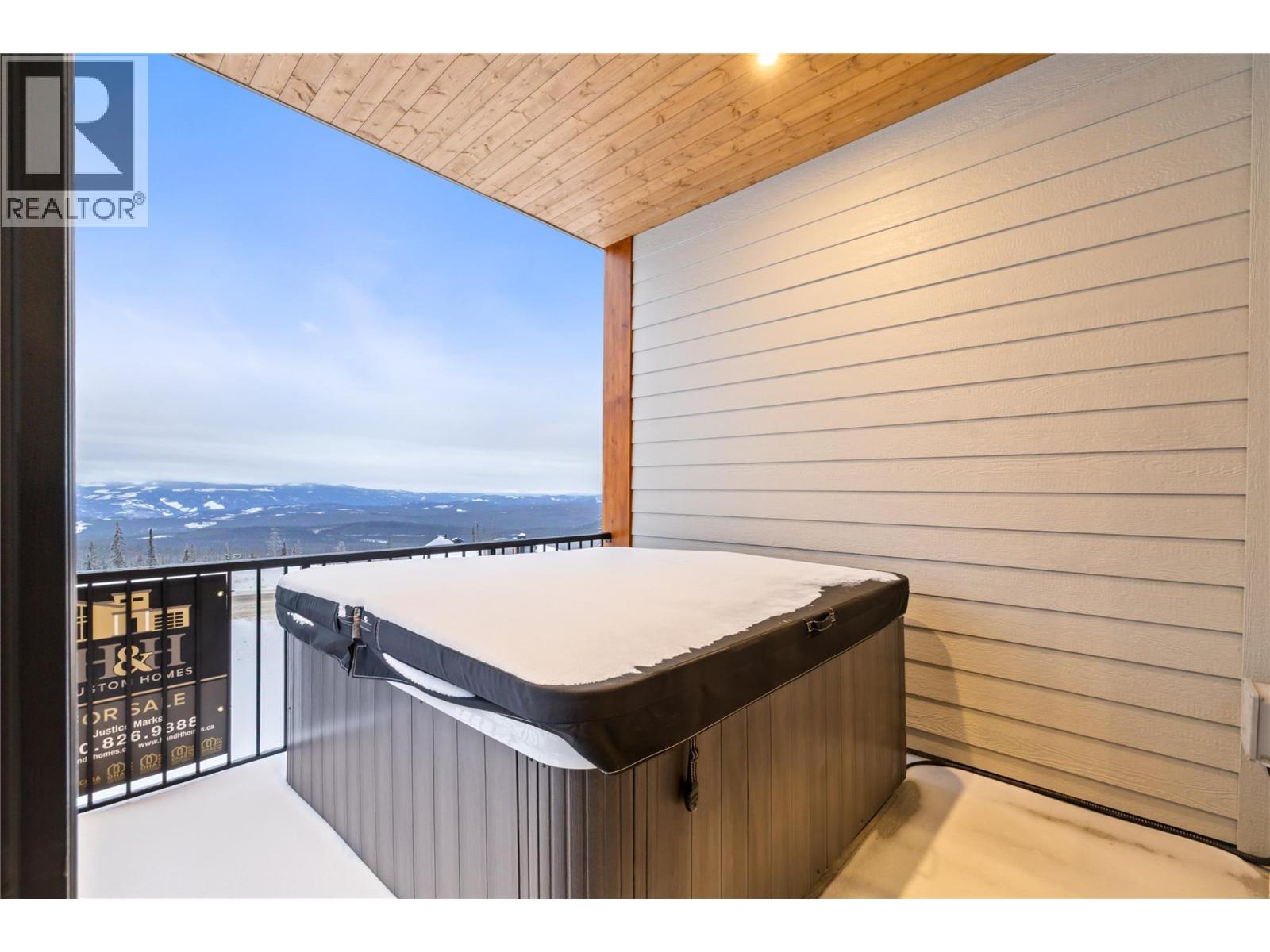 255 Feathertop Way Unit# 88, Big White, BC - Outdoor With Exterior