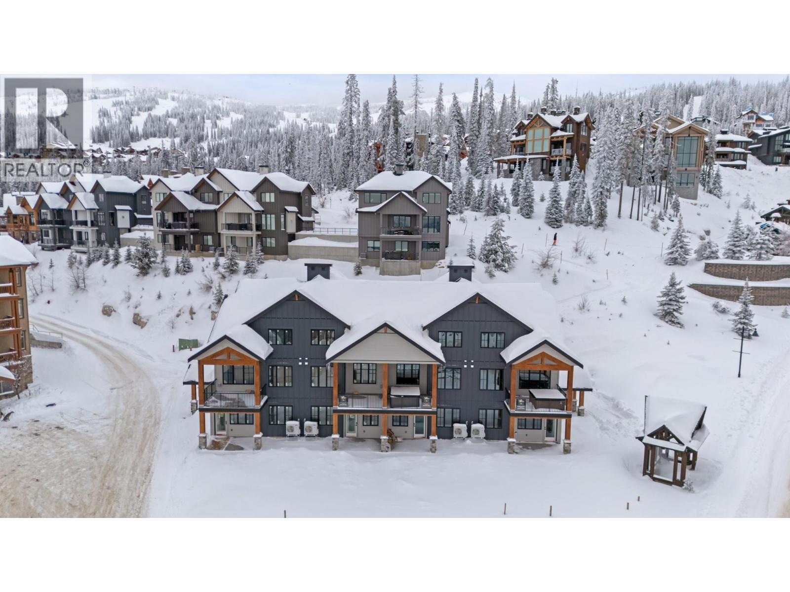 255 Feathertop Way Unit# 88, Big White, BC - Outdoor With Facade