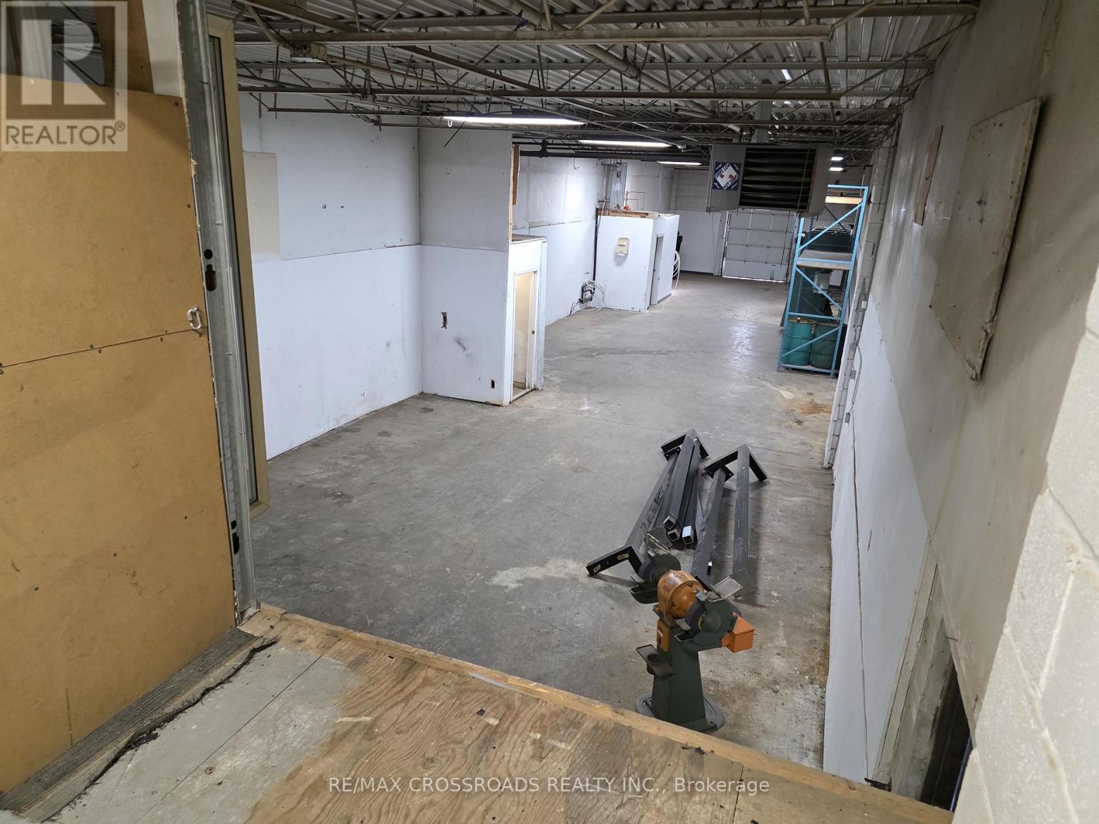 9 - 446 Birchmount Road, Toronto, ON