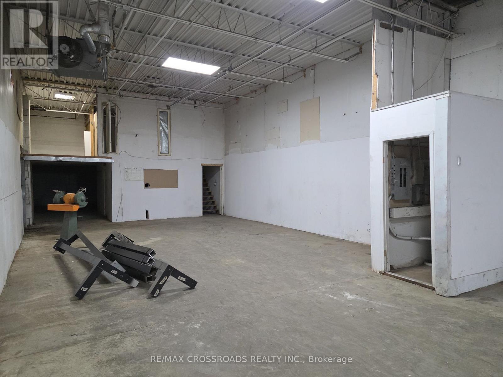 9 - 446 Birchmount Road, Toronto, ON