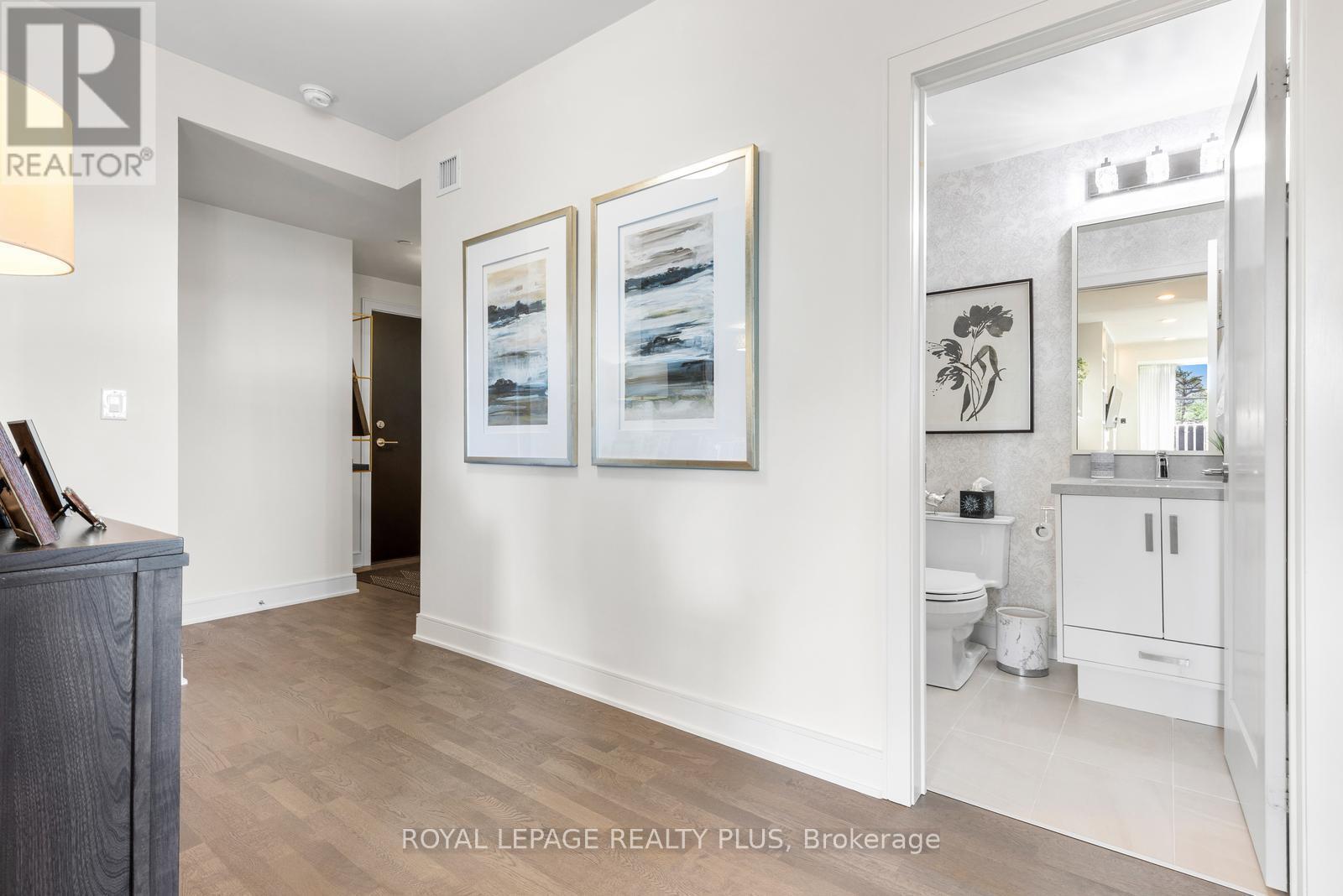 327 - 1575 Lakeshore Road W, Mississauga, ON - Indoor