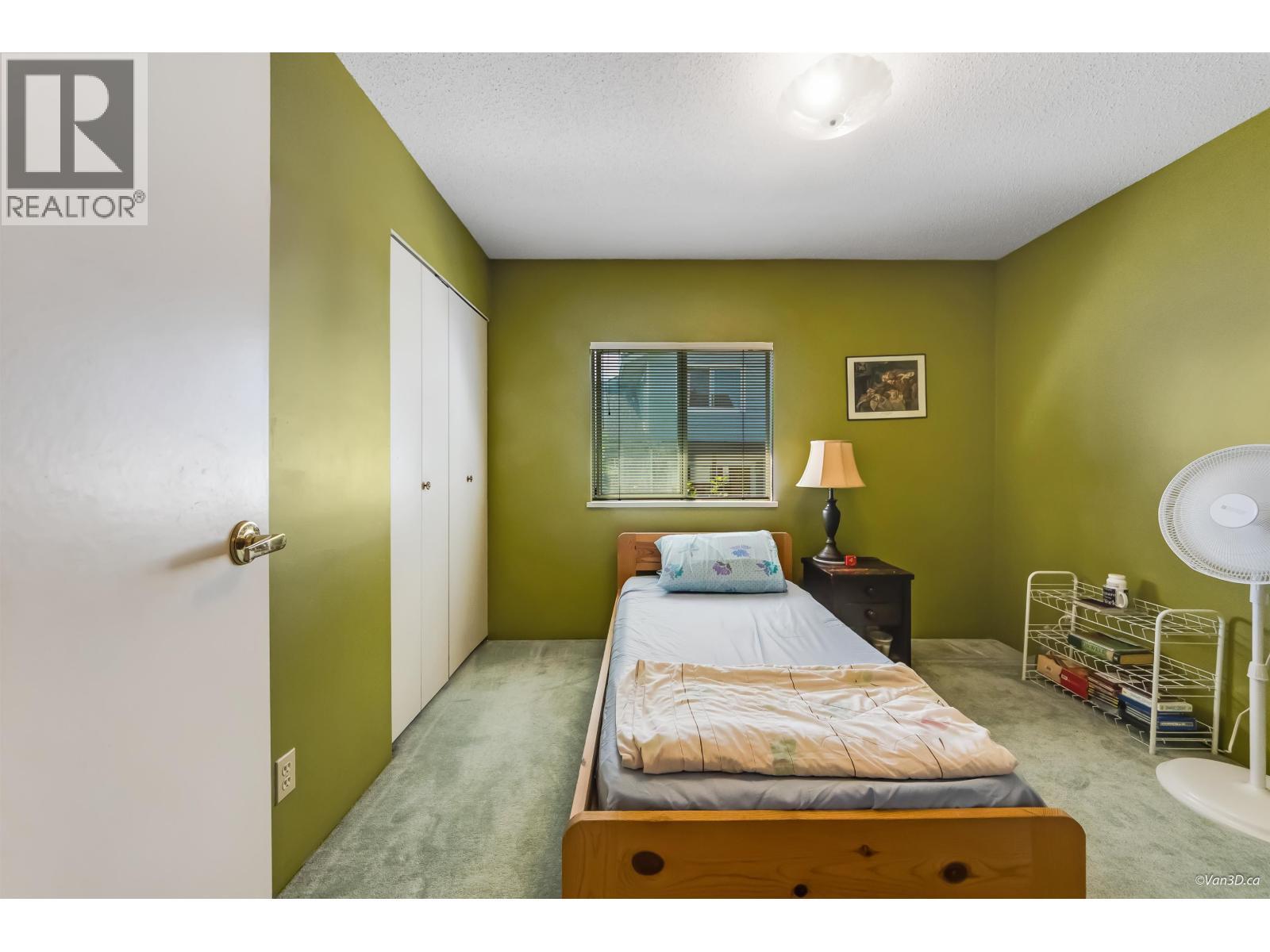 1207 Durant Drive, Coquitlam, BC - Indoor Photo Showing Bedroom