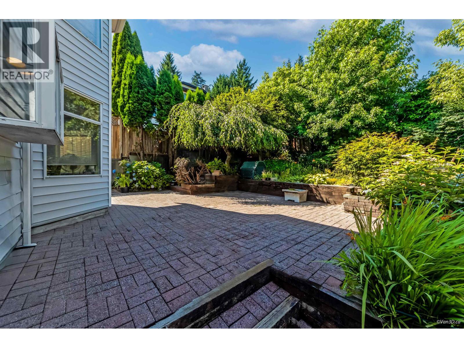 1207 Durant Drive, Coquitlam, BC - Outdoor