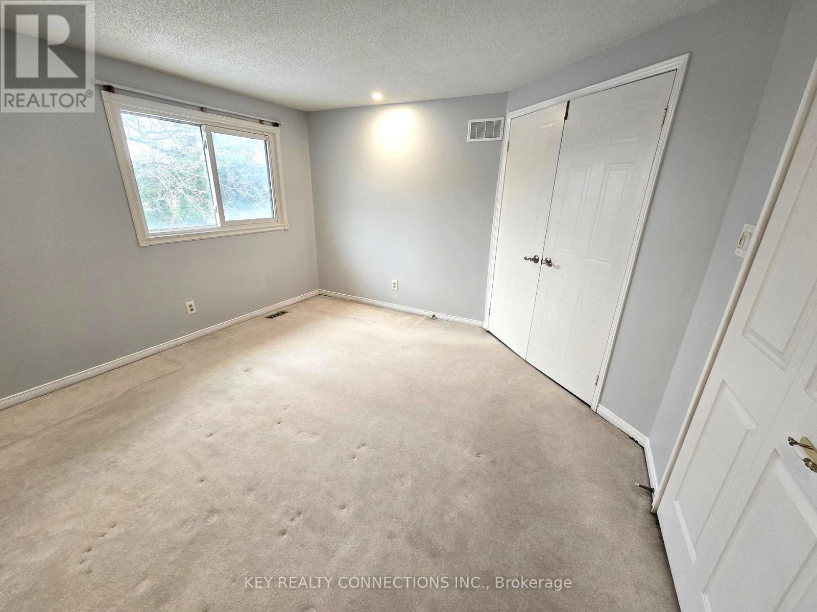 Primary bedroom - 2425 Headon Forest Drive, Burlington, ON - Indoor Photo Showing Other Room