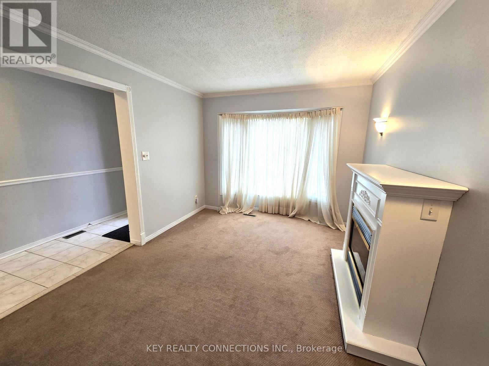 Foyer & living room - 2425 Headon Forest Drive, Burlington, ON - Indoor