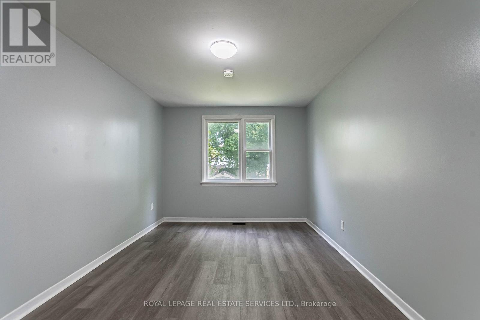 Main - 144 Lake Crescent, Toronto, ON - Indoor Photo Showing Other Room