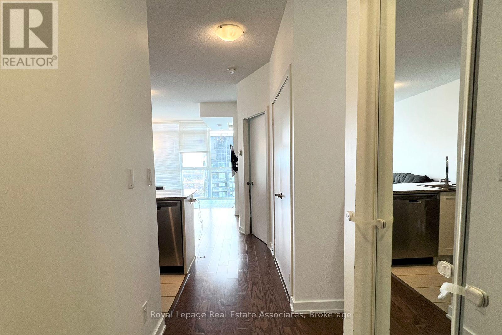 4403 - 4070 Confederation Parkway, Mississauga, ON - Indoor Photo Showing Other Room