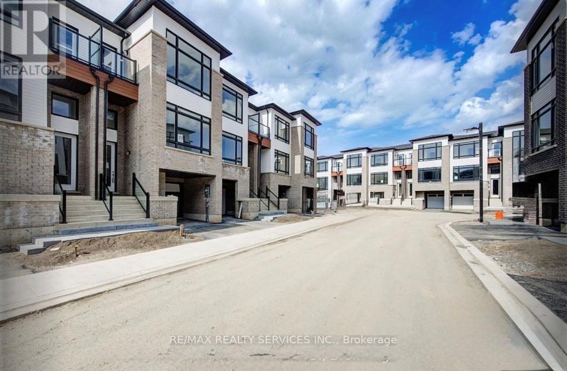 57 - 150 Glendale Avenue, St. Catharines, ON - Outdoor With Facade