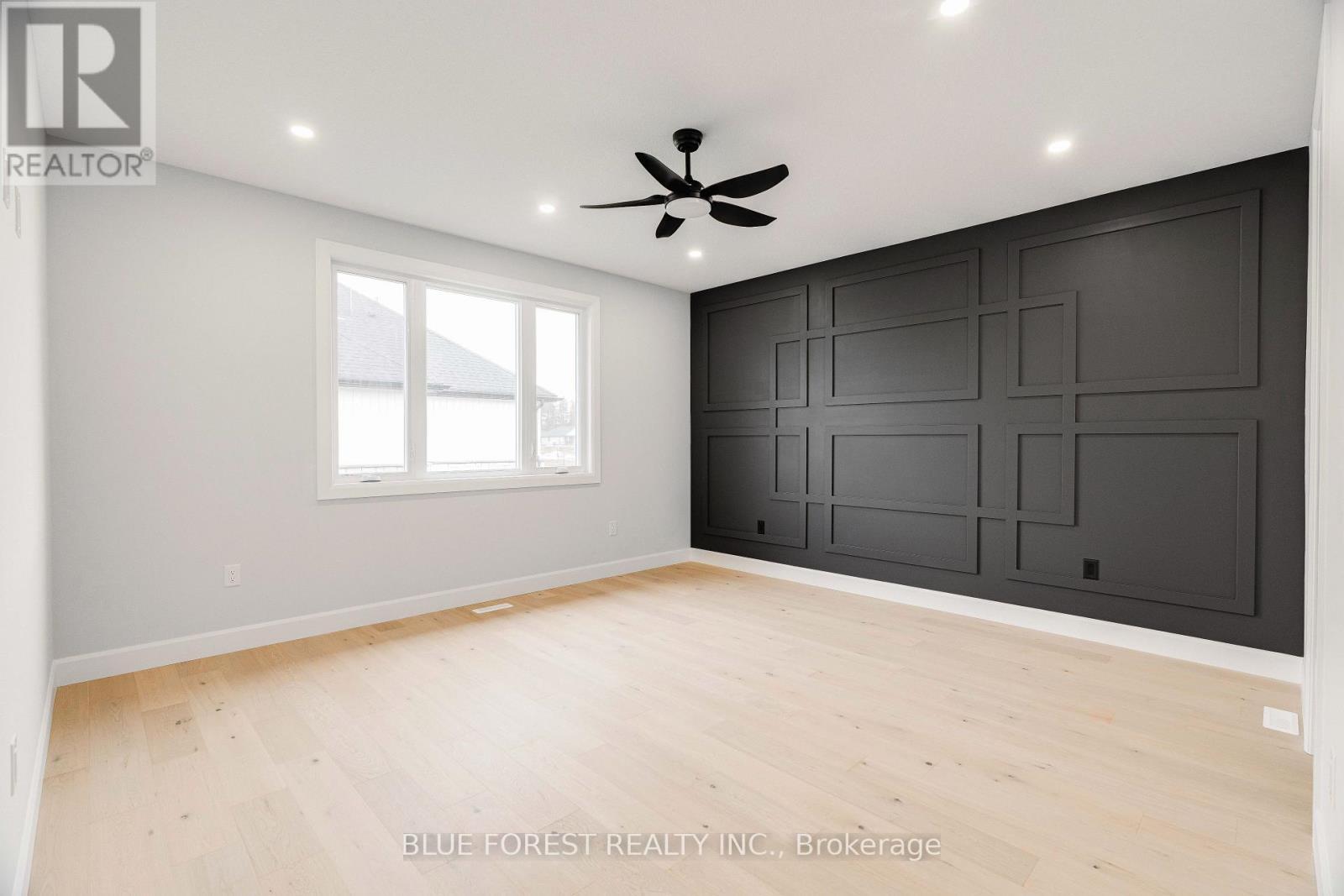 Master Bedroom - 303 Nancy Street, Dutton/Dunwich, ON - Indoor Photo Showing Other Room
