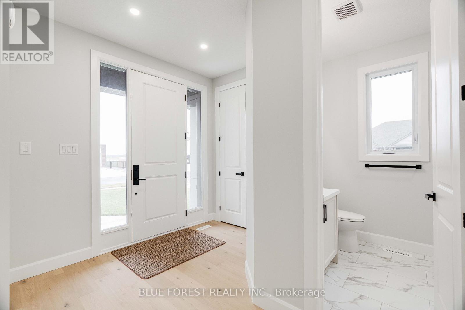 303 Nancy Street, Dutton/Dunwich, ON - Indoor Photo Showing Other Room