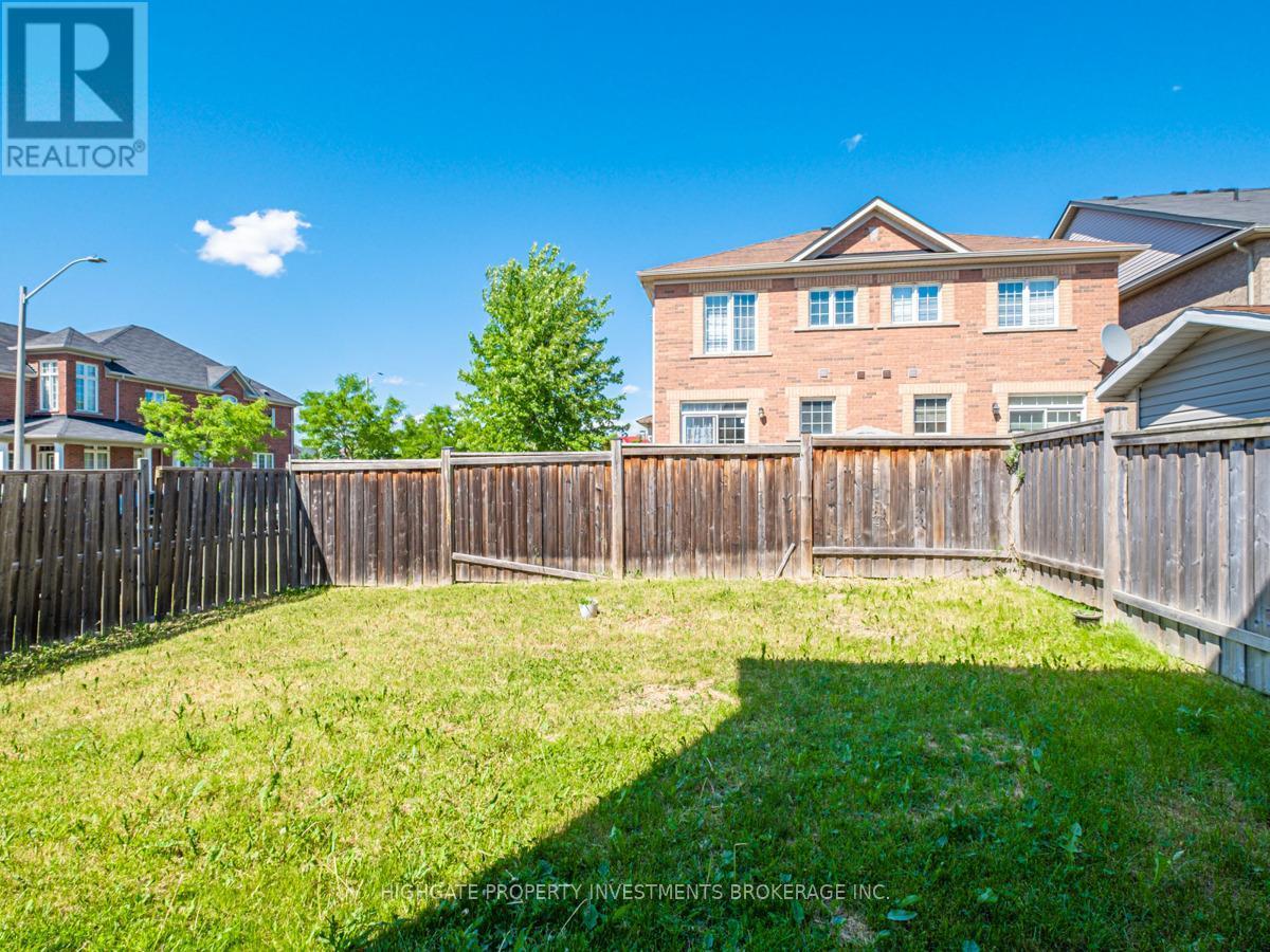 4399 Trail Blazer Way, Mississauga, ON - Outdoor