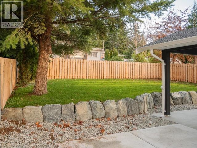 4678 Cook Ave, Powell River, BC - Outdoor