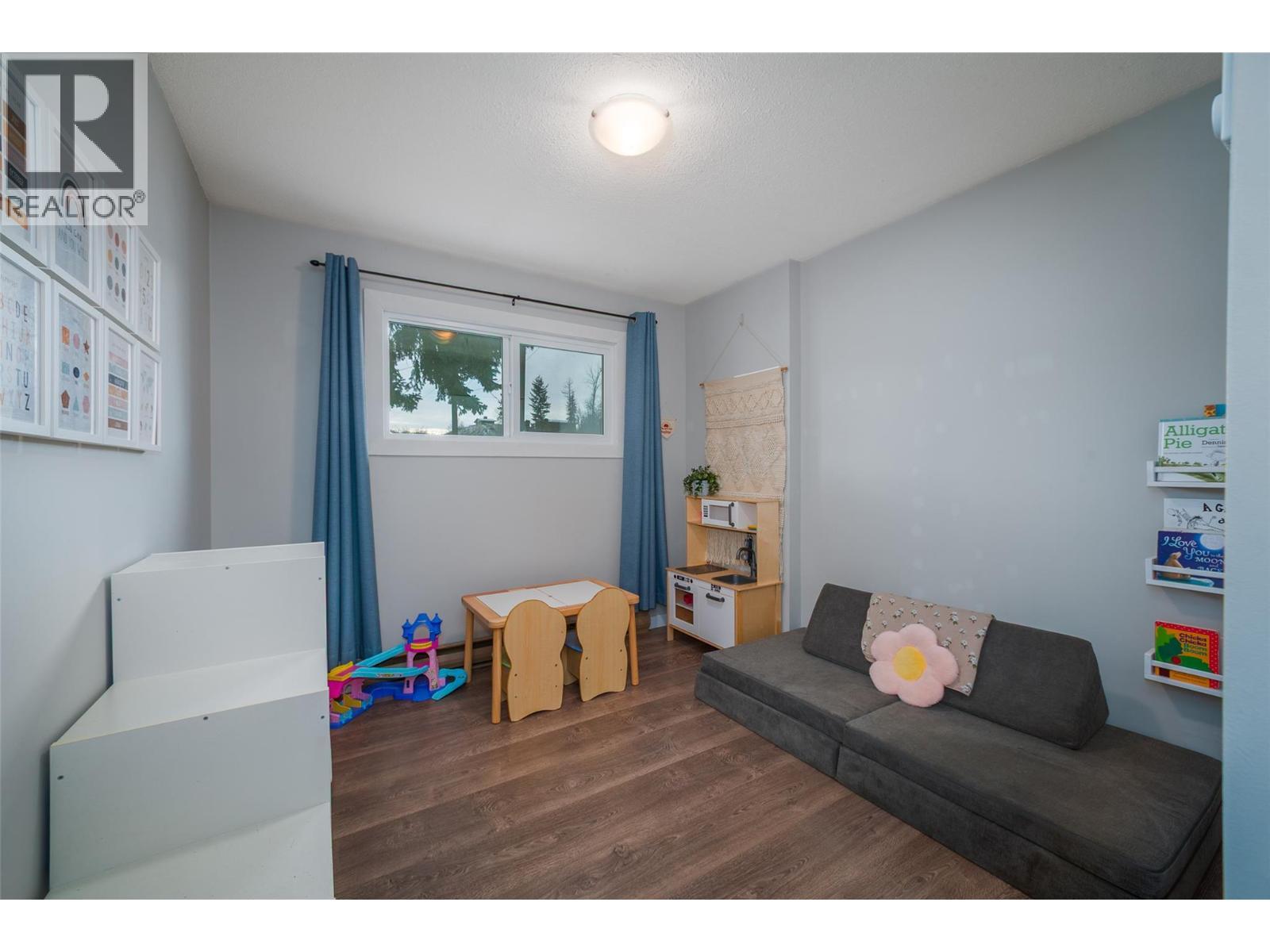 4840 Scotty Creek Road, Kelowna, BC - Indoor