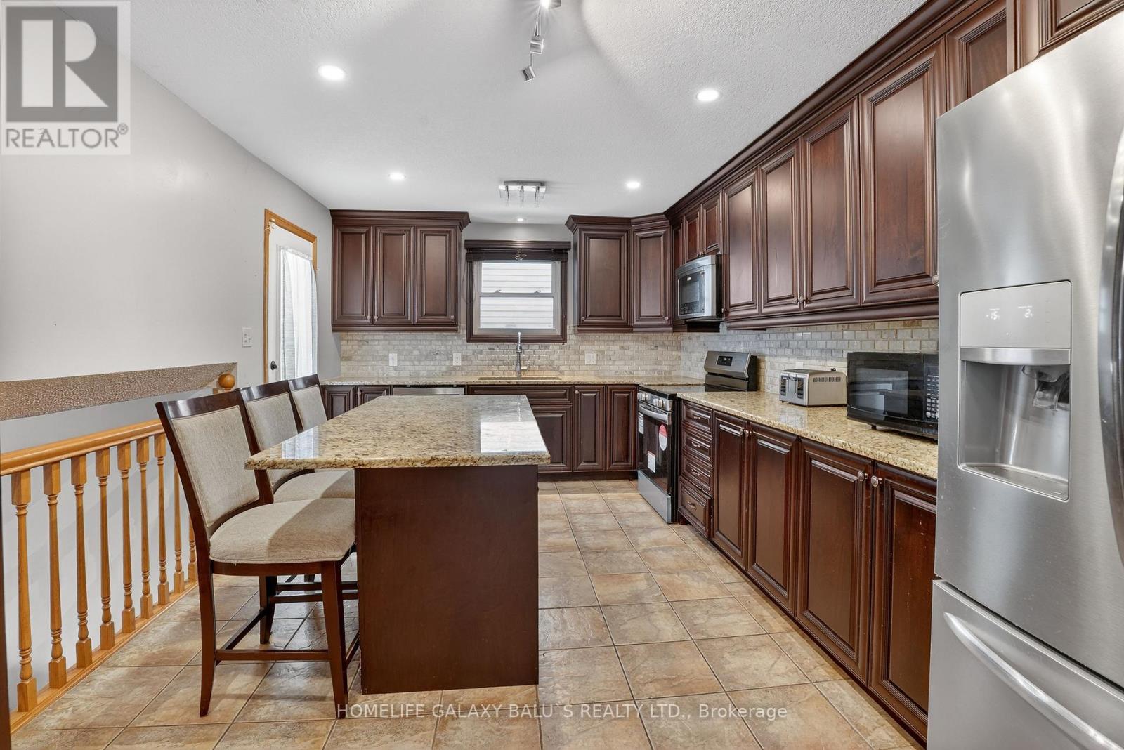 3 Cora Drive, Kitchener, ON - Indoor Photo Showing Kitchen With Upgraded Kitchen