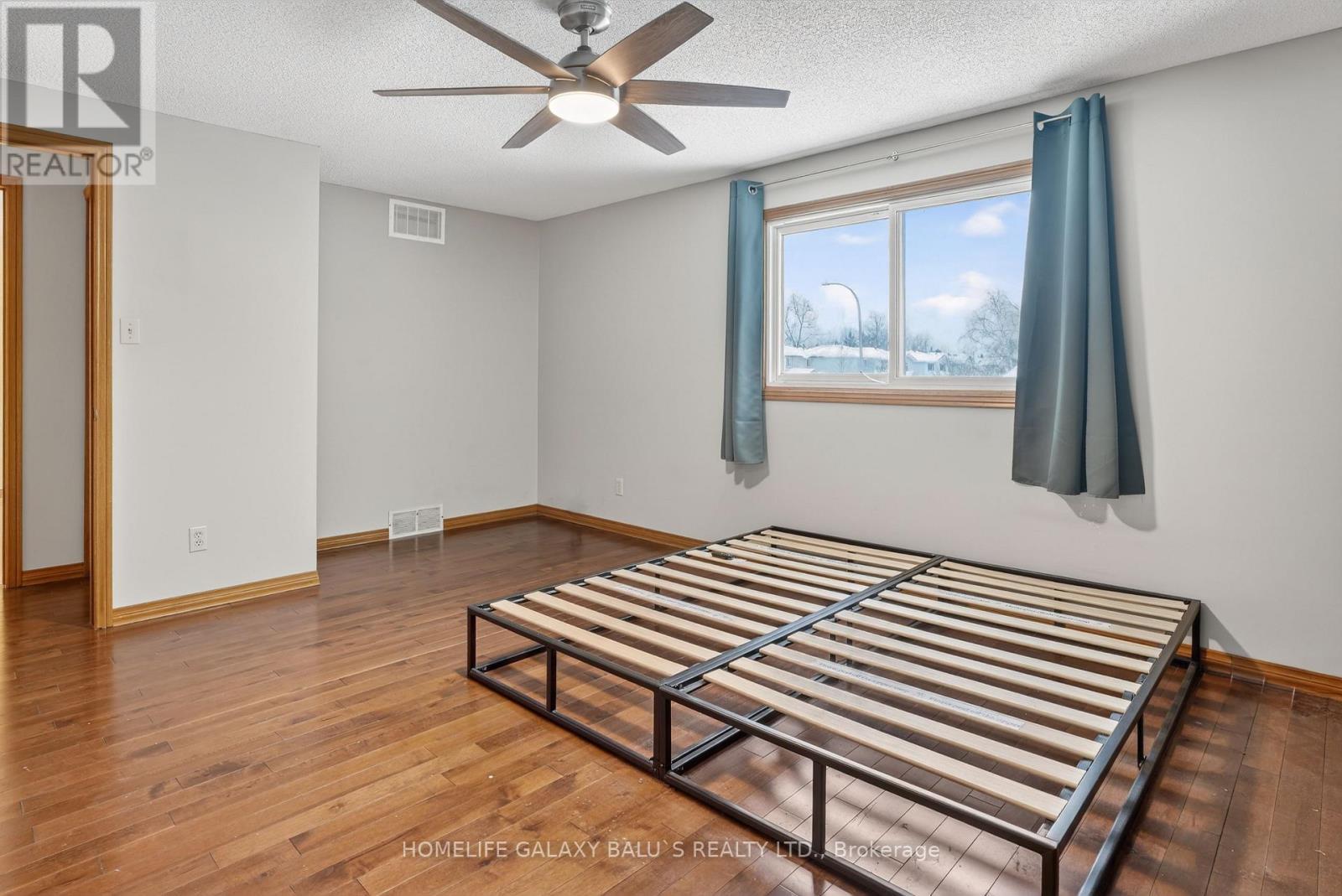 3 Cora Drive, Kitchener, ON - Indoor Photo Showing Bedroom