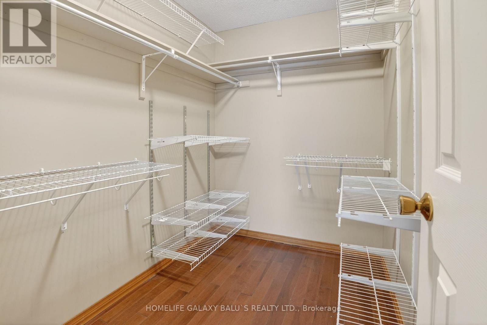 3 Cora Drive, Kitchener, ON - Indoor With Storage