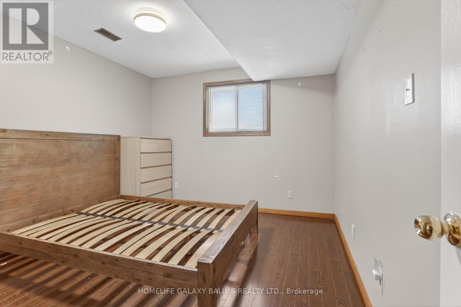 3 Cora Drive, Kitchener, ON - Indoor