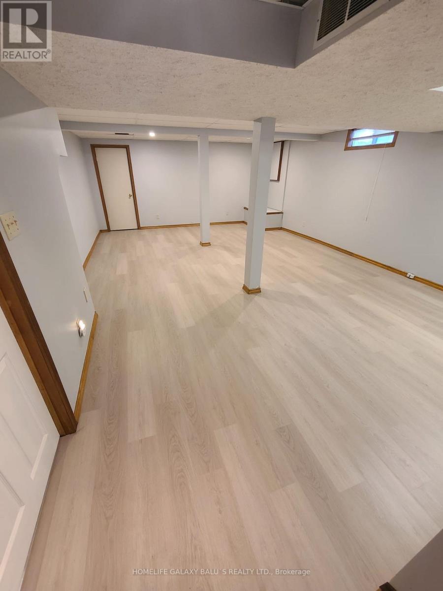 3 Cora Drive, Kitchener, ON - Indoor Photo Showing Other Room