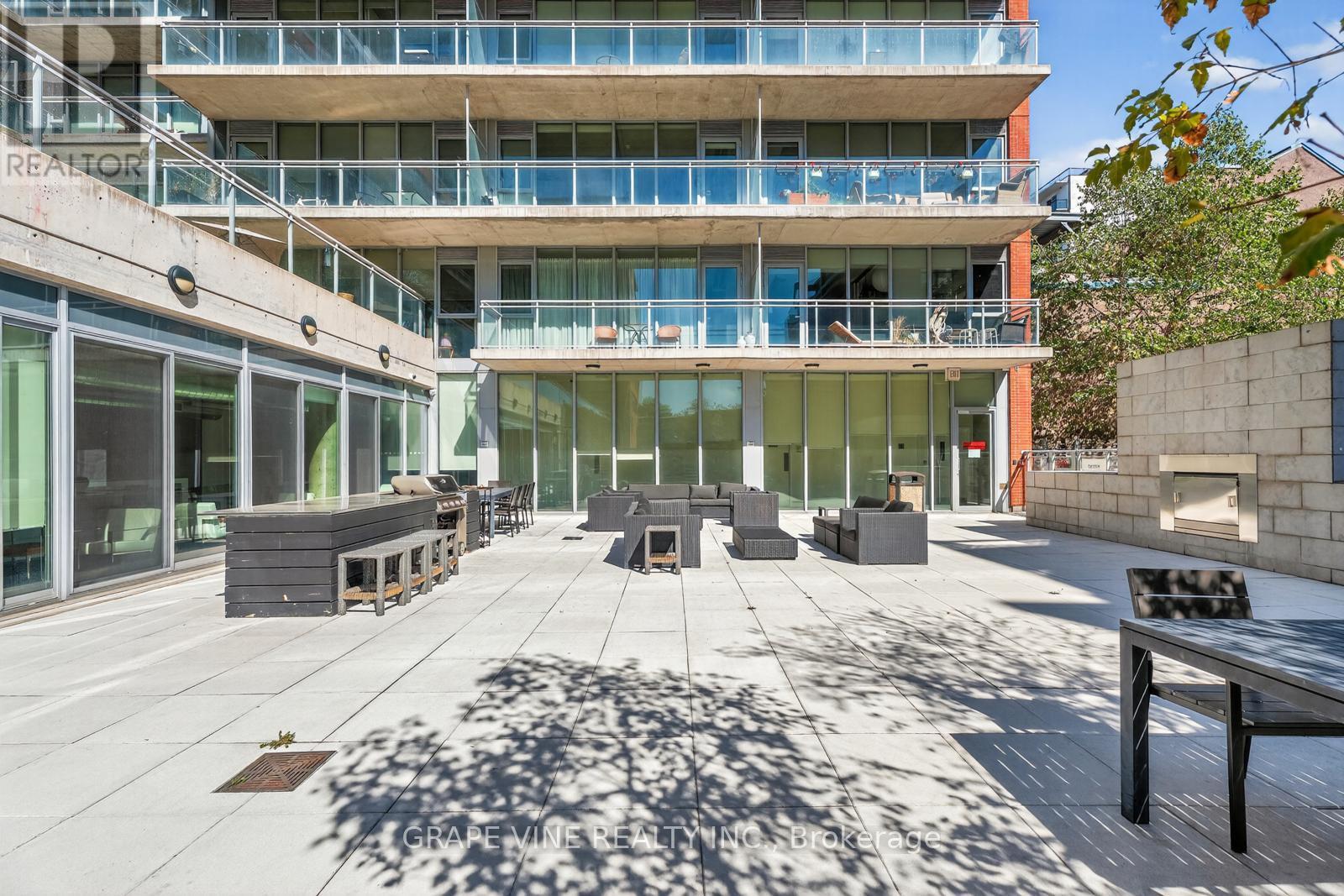 750 - 340 Mcleod Street, Ottawa, ON - Outdoor With Balcony