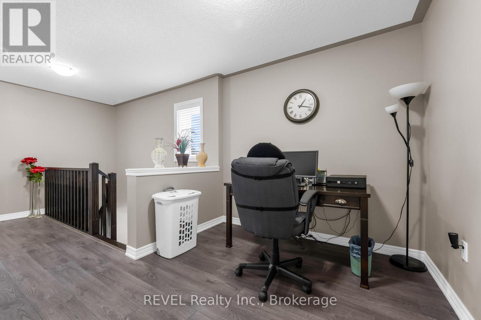 102 Cittadella Boulevard, Hamilton, ON - Indoor Photo Showing Office