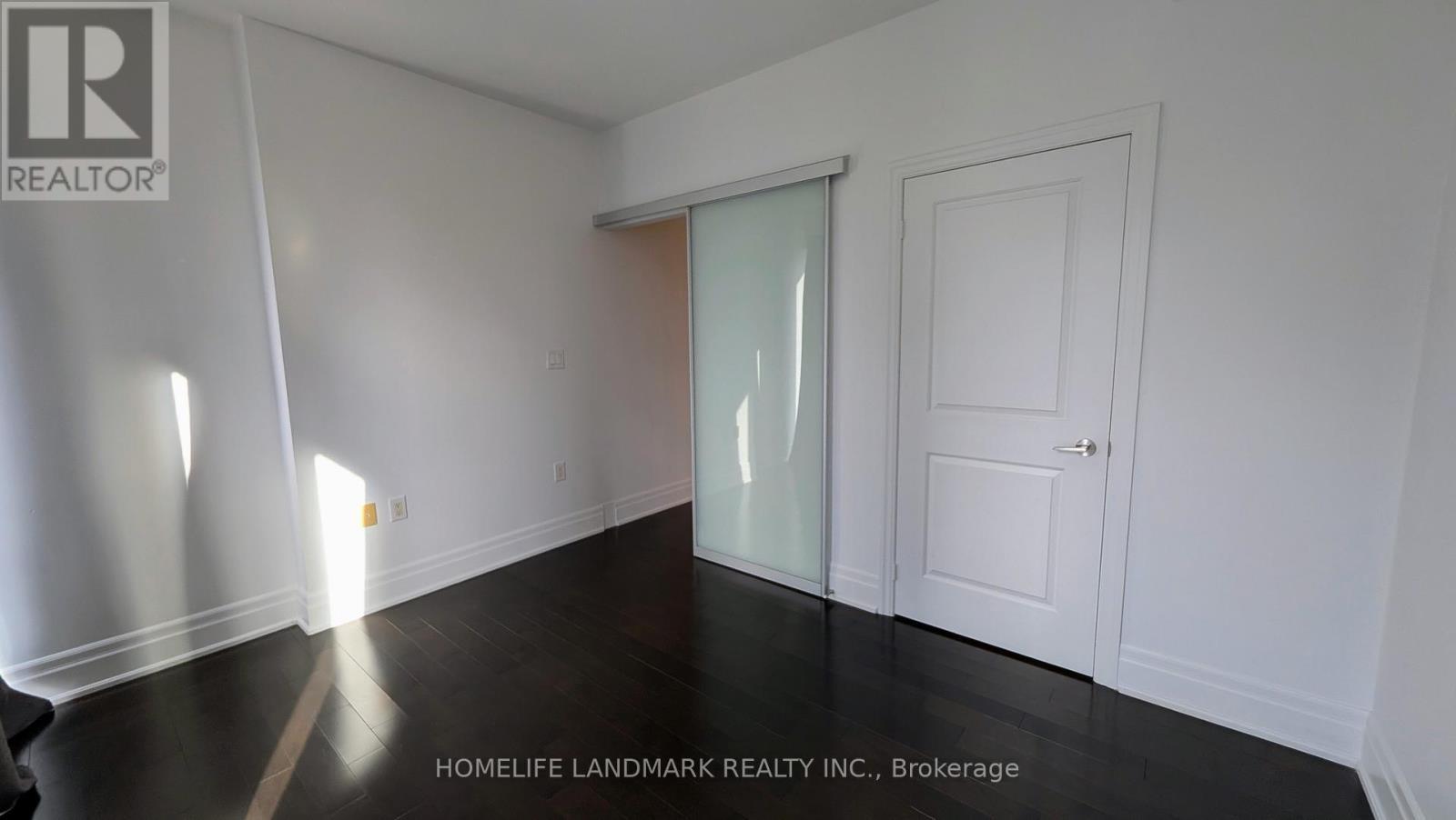 3902 - 8 The Esplanade, Toronto, ON - Indoor Photo Showing Other Room