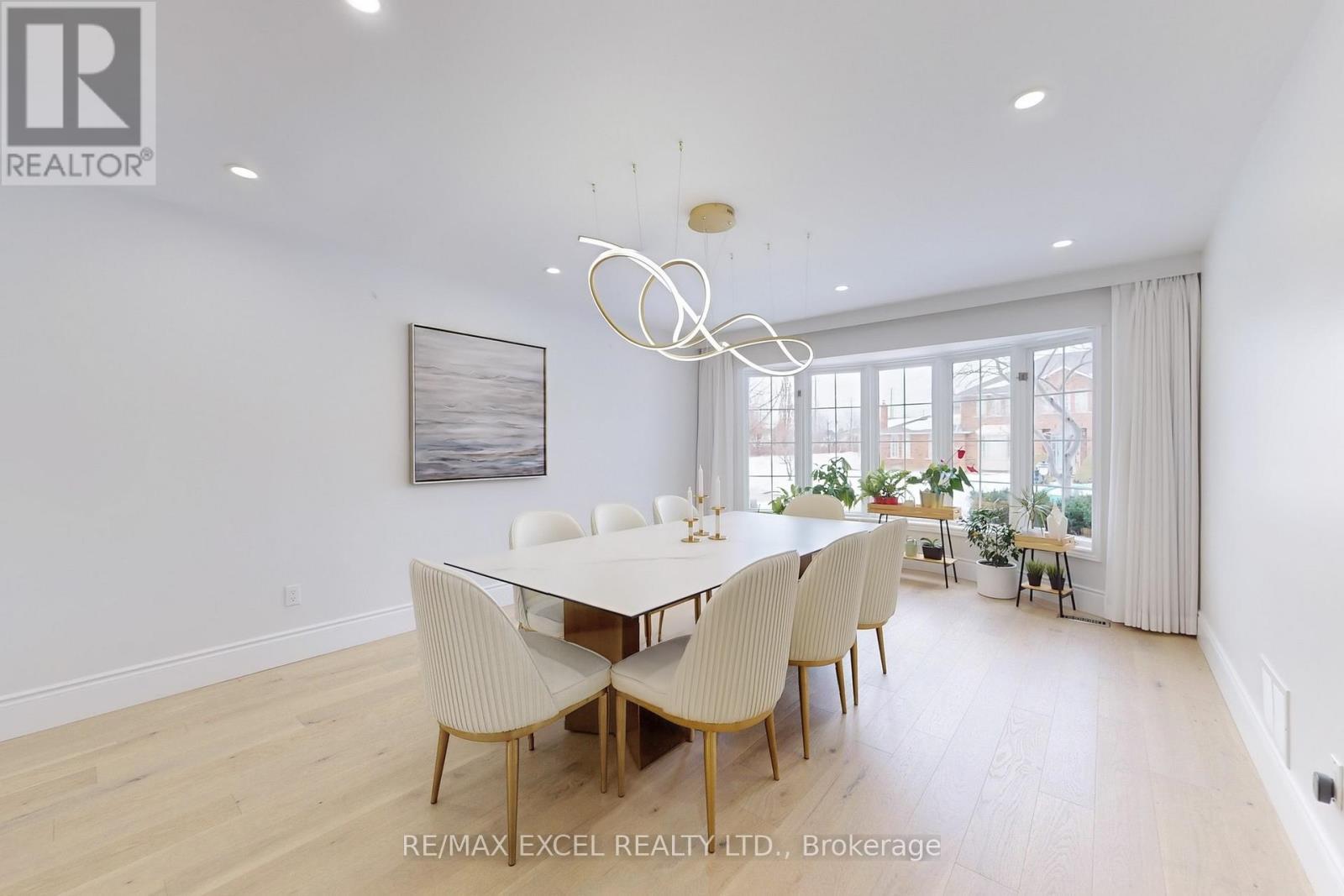 12 Moses Crescent, Markham, ON - Indoor Photo Showing Dining Room