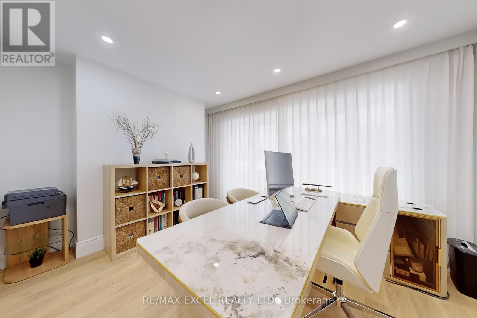 12 Moses Crescent, Markham, ON - Indoor Photo Showing Office