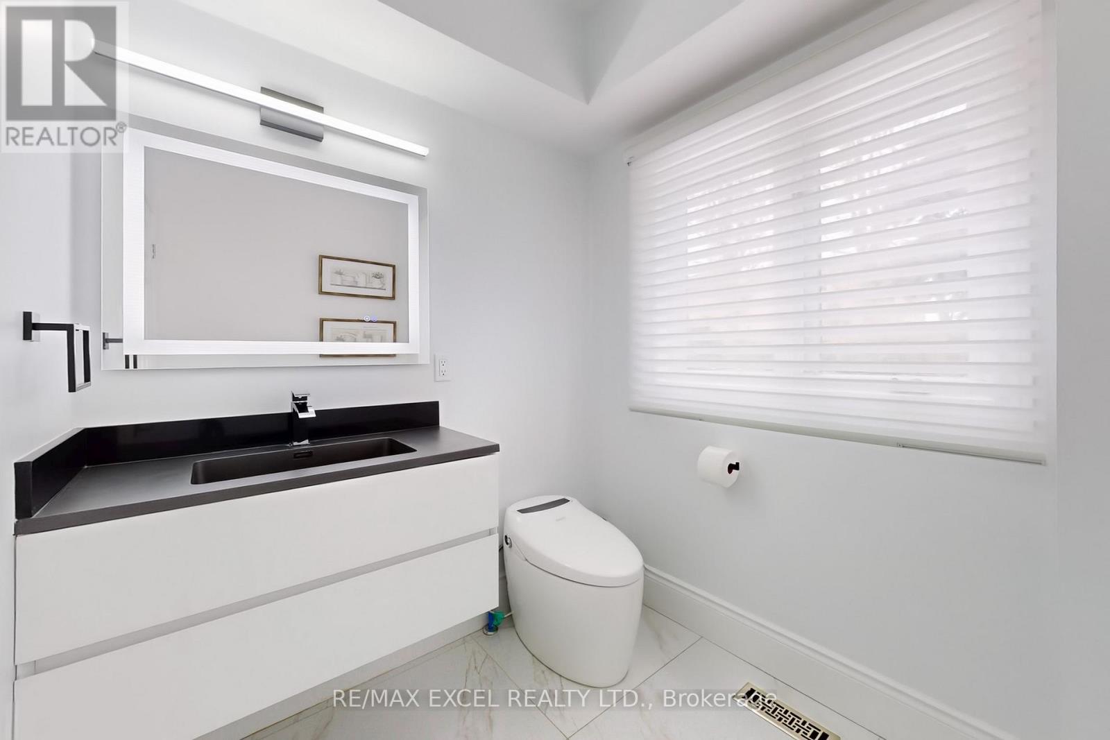 12 Moses Crescent, Markham, ON - Indoor Photo Showing Bathroom