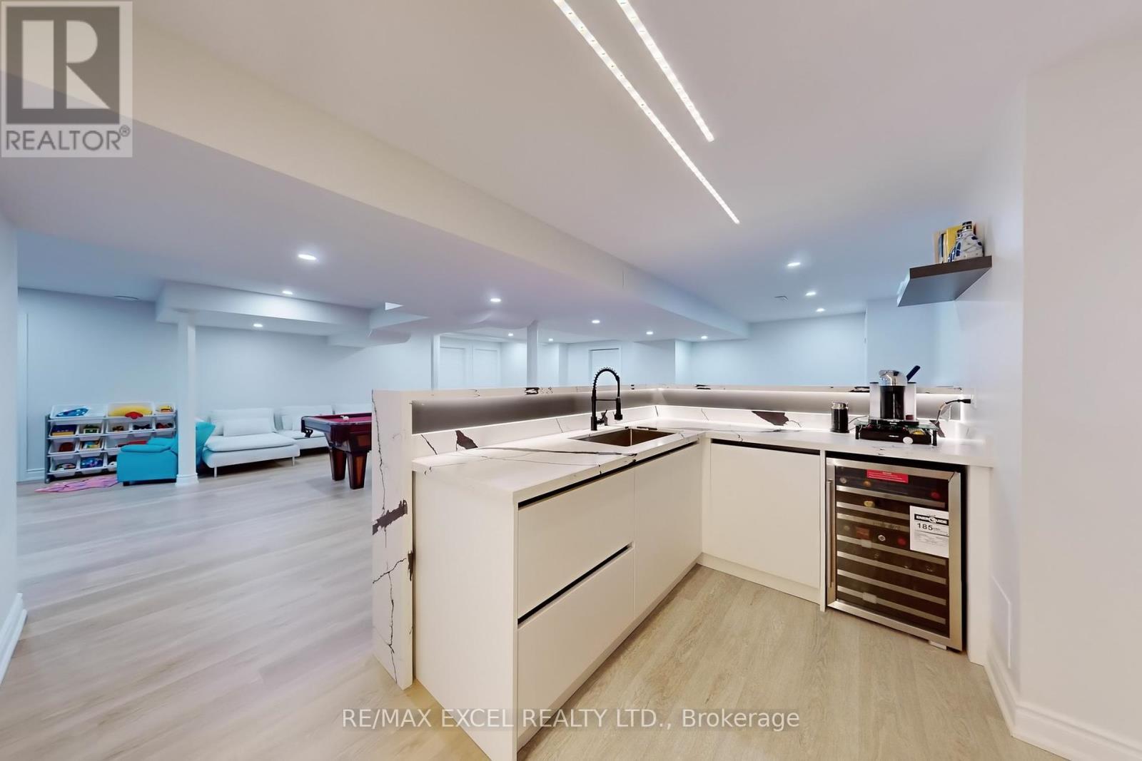 12 Moses Crescent, Markham, ON - Indoor