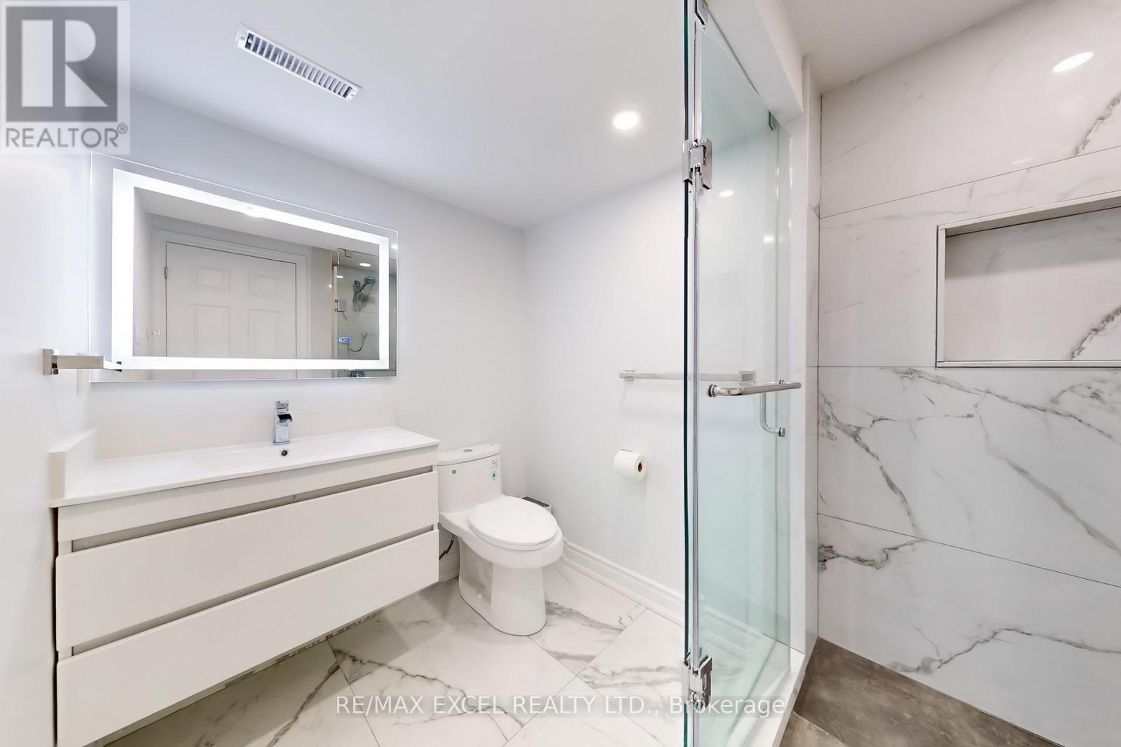 12 Moses Crescent, Markham, ON - Indoor Photo Showing Bathroom