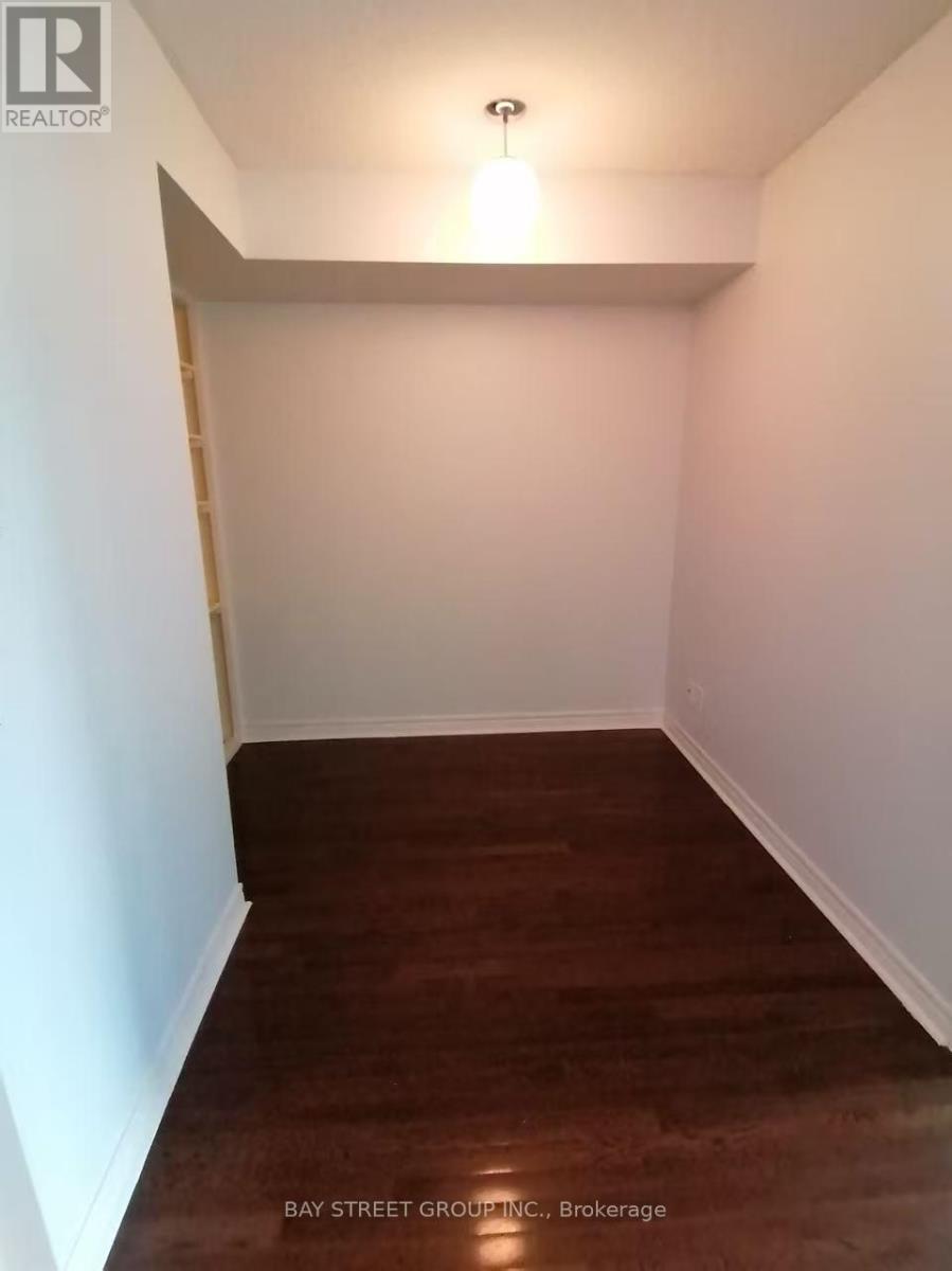 515 - 51 Lower Simcoe Street, Toronto, ON - Indoor Photo Showing Other Room