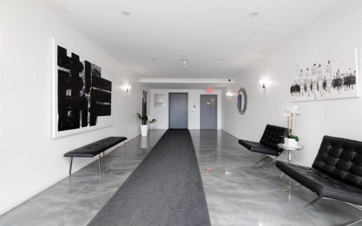 Overall view - 325 - 222 Rue Éricka, Laval (Fabreville), QC - Indoor Photo Showing Other Room