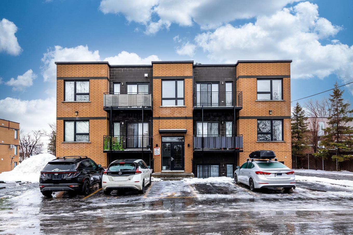 Back facade - 12-4178 Mtée St-Hubert, Longueuil (Saint-Hubert), QC - Outdoor With Facade