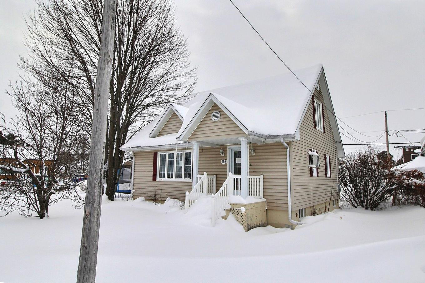 Façade - 198 Rue Fisher, Val-D'Or, QC - Outdoor With Facade