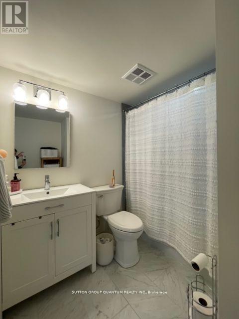 Ph5 - 11 Oneida Crescent E, Richmond Hill, ON - Indoor Photo Showing Bathroom