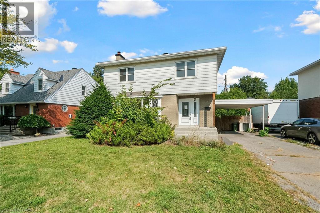 809 Smyth Road, Ottawa, ON - Outdoor