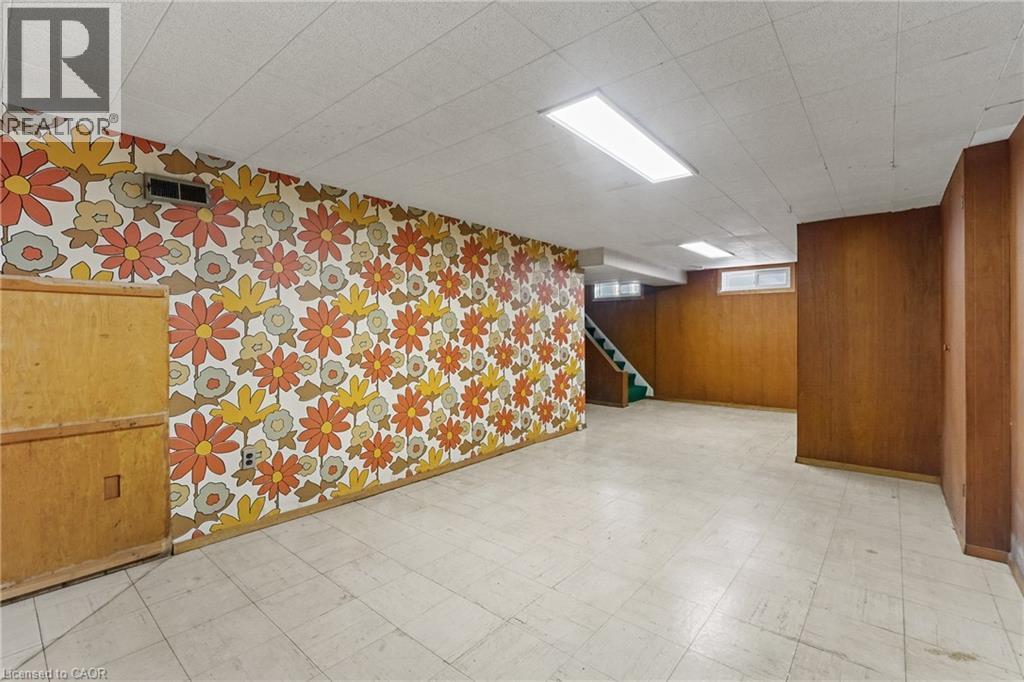 809 Smyth Road, Ottawa, ON - Indoor