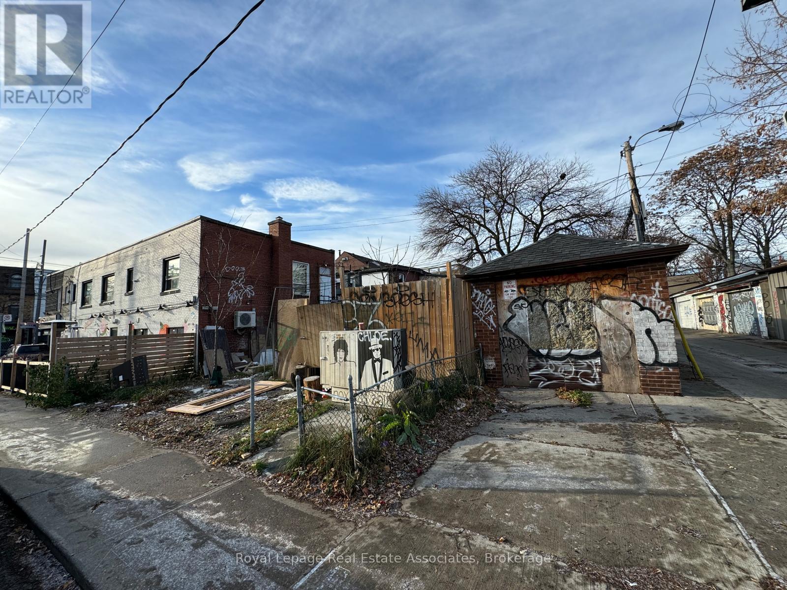 (Rear) - 6 Markham Street, Toronto, ON