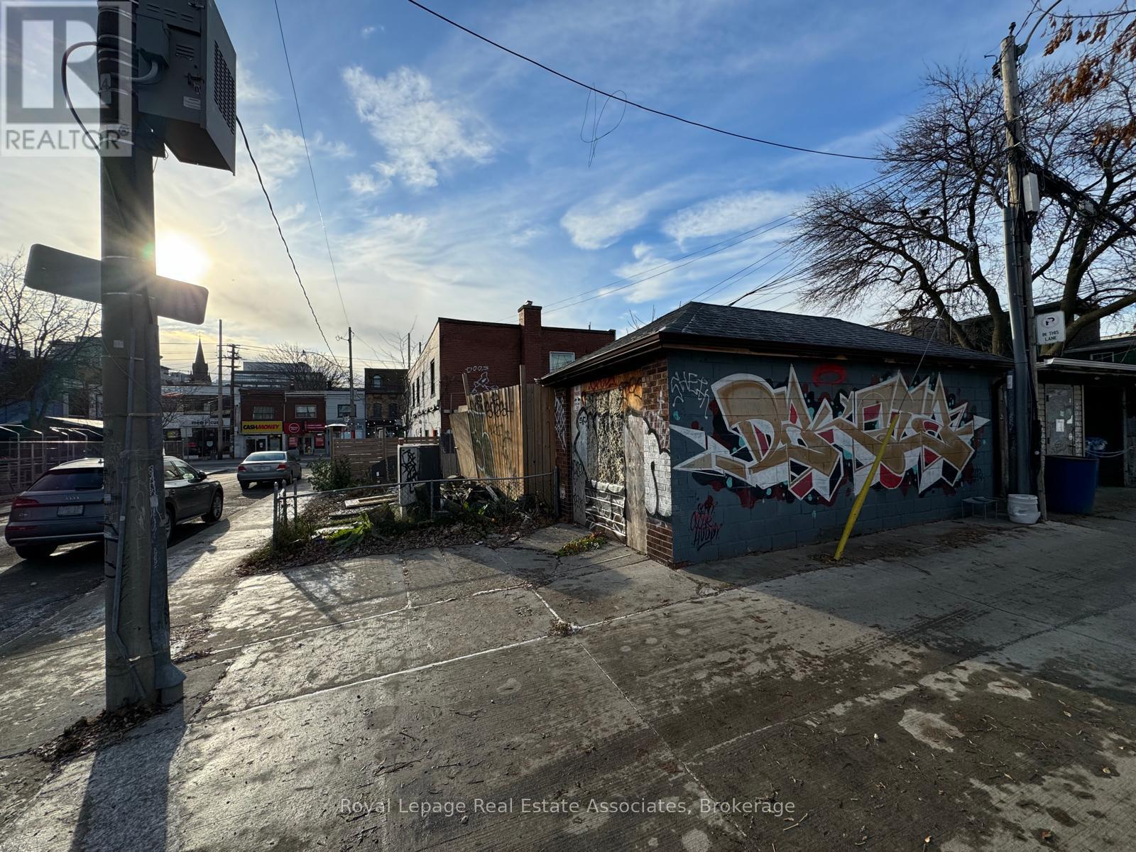 (Rear) - 6 Markham Street, Toronto, ON