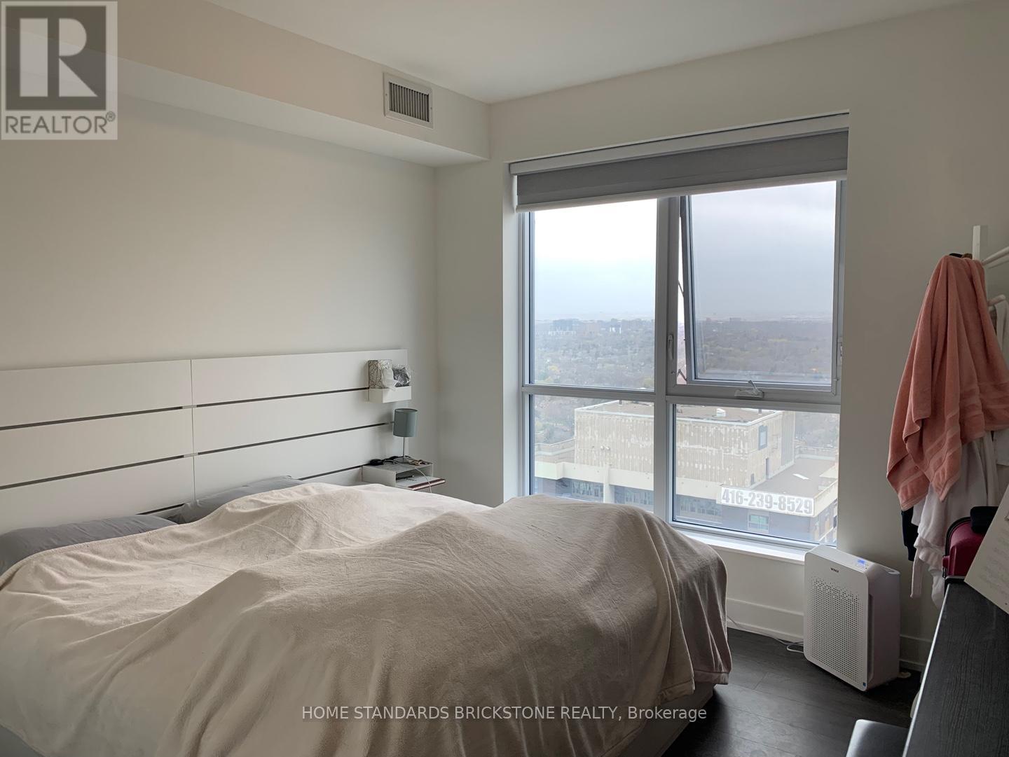 4035 - 5 Mabelle Avenue, Toronto, ON - Indoor Photo Showing Bedroom