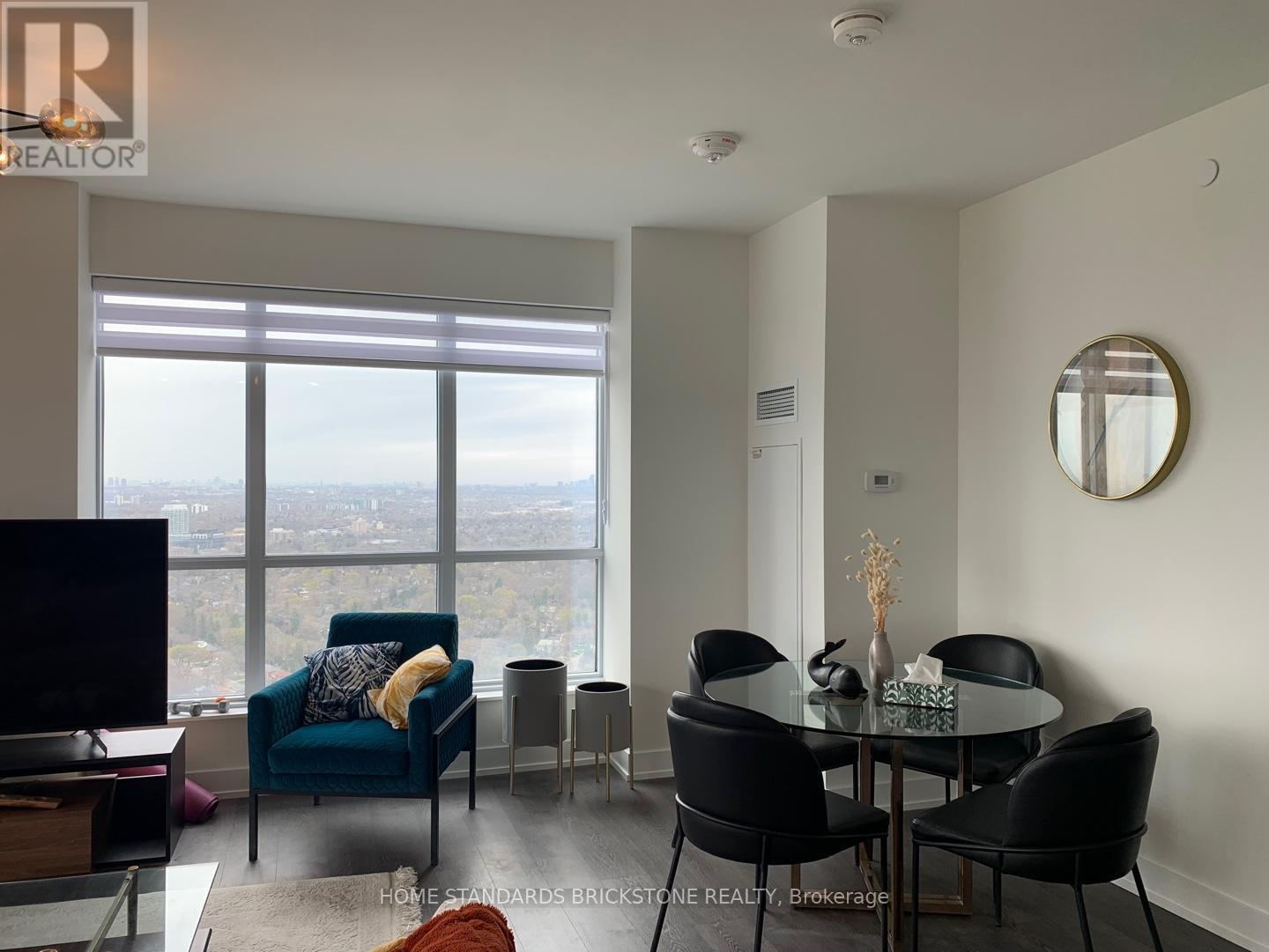 4035 - 5 Mabelle Avenue, Toronto, ON - Indoor