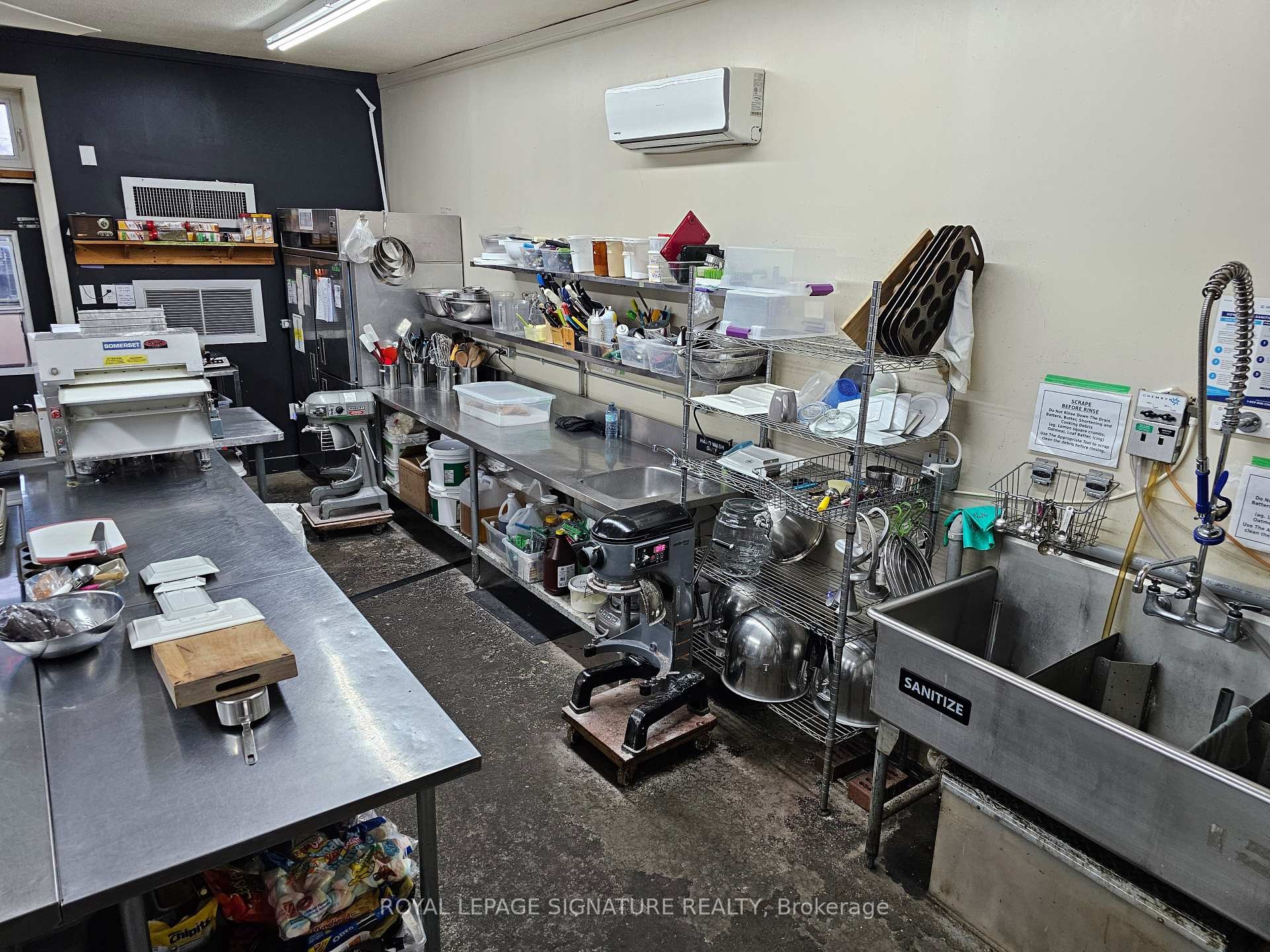 3469 Lake Shore Boulevard W, Toronto, ON