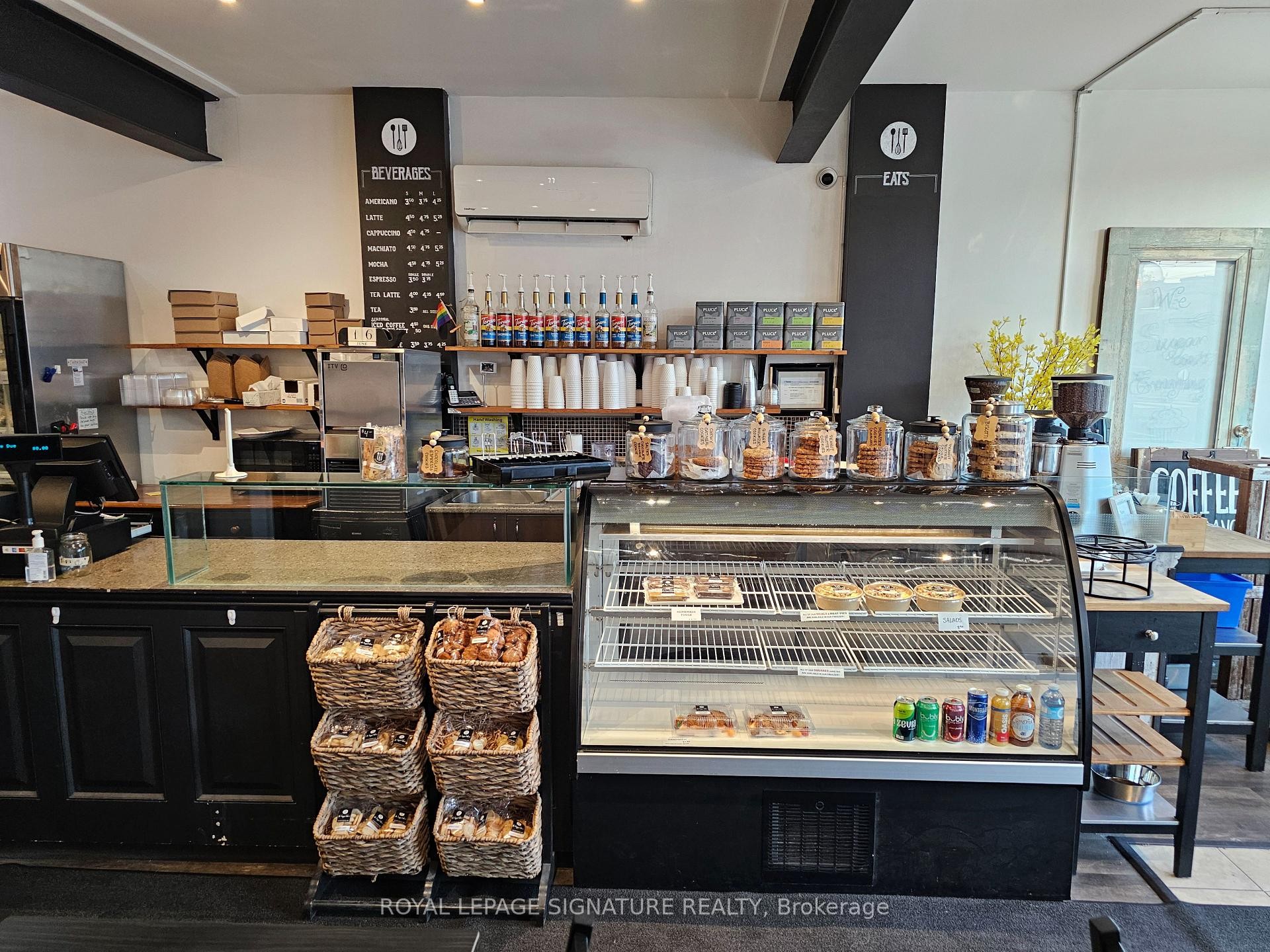 3469 Lake Shore Boulevard W, Toronto, ON