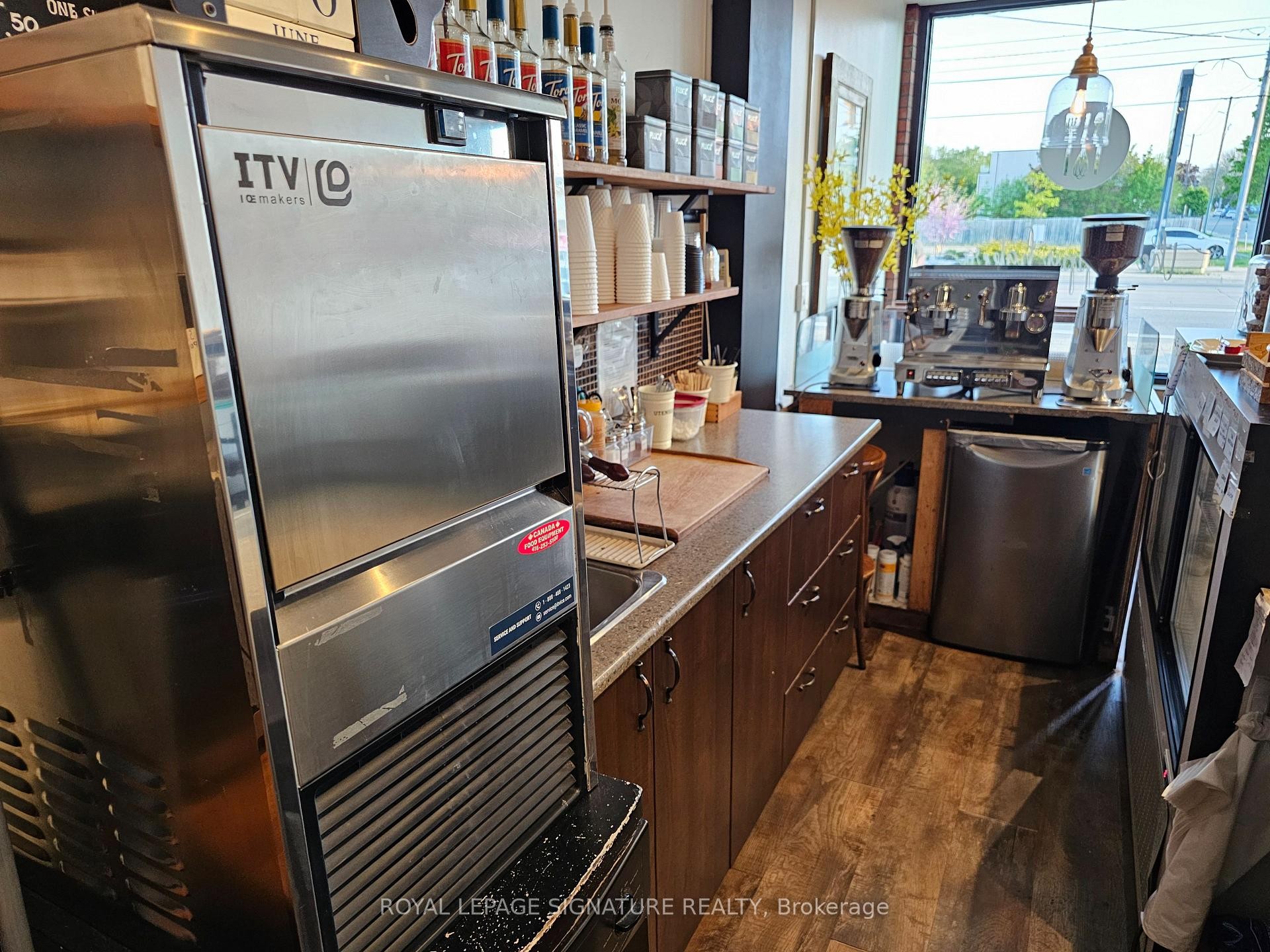 3469 Lake Shore Boulevard W, Toronto, ON