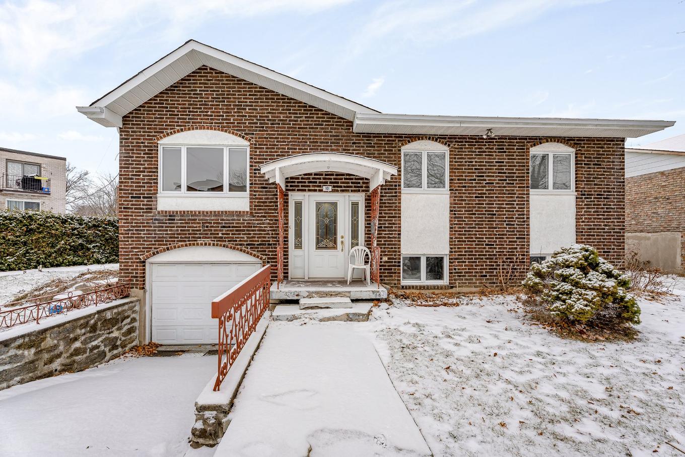 Façade - 101 16E Rue, Laval (Laval-Des-Rapides), QC - Outdoor