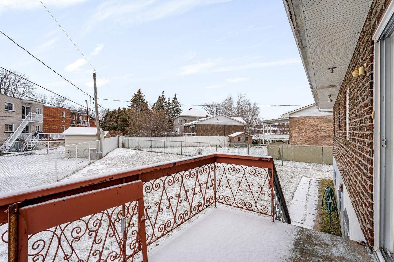 Terrasse - 101 16E Rue, Laval (Laval-Des-Rapides), QC - Outdoor